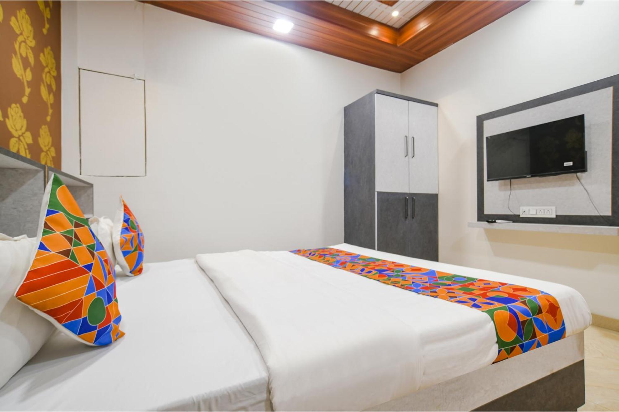 Fabhotel Dream Paradise Индаур Экстерьер фото