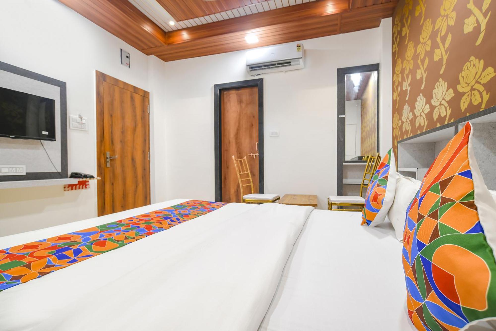 Fabhotel Dream Paradise Индаур Экстерьер фото