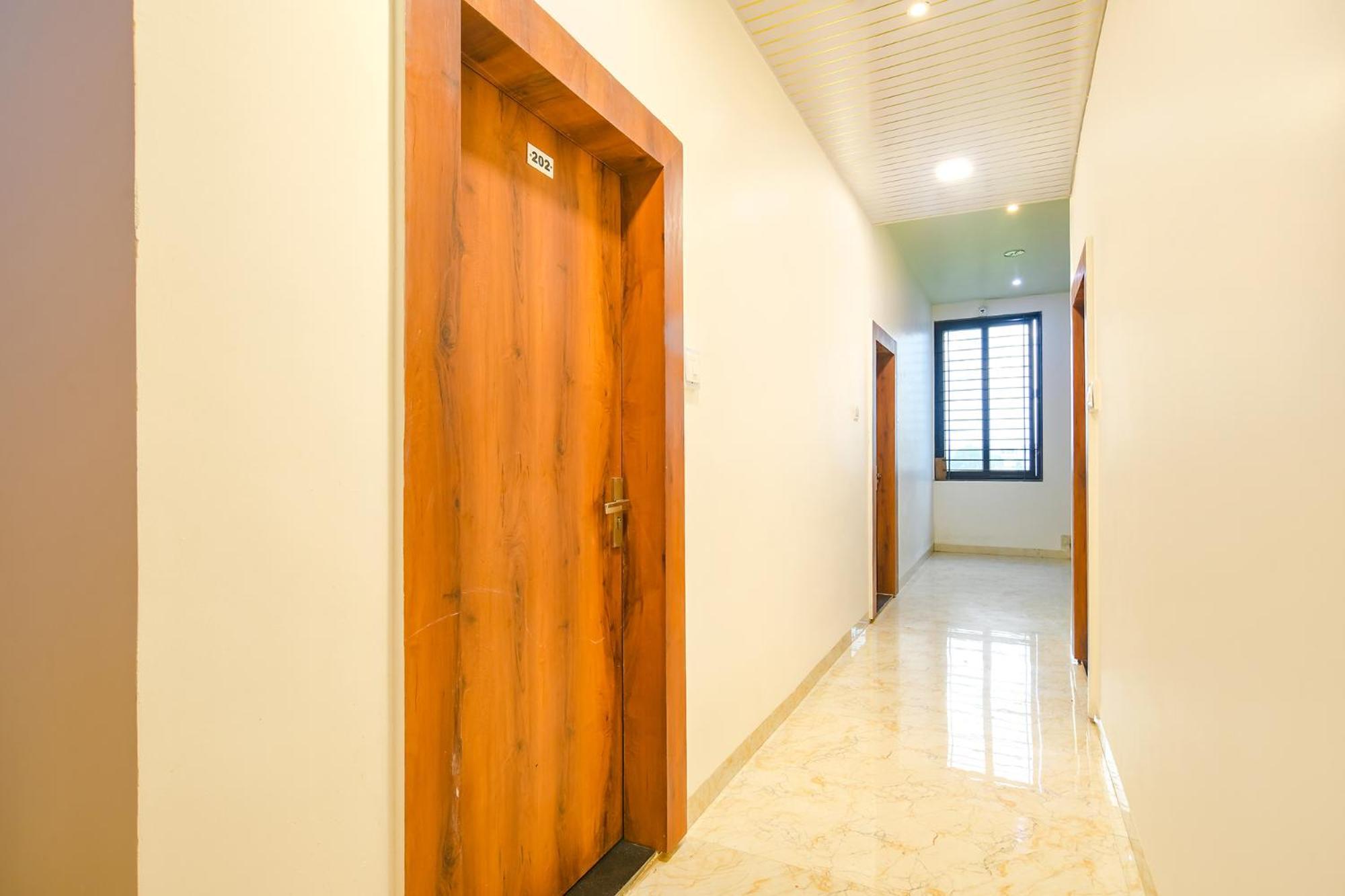Fabhotel Dream Paradise Индаур Экстерьер фото